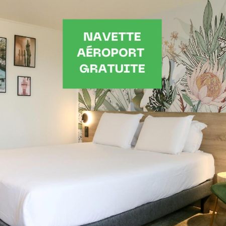 Hotel Campanile Marseille Vitrolles Aéroport Esterno foto