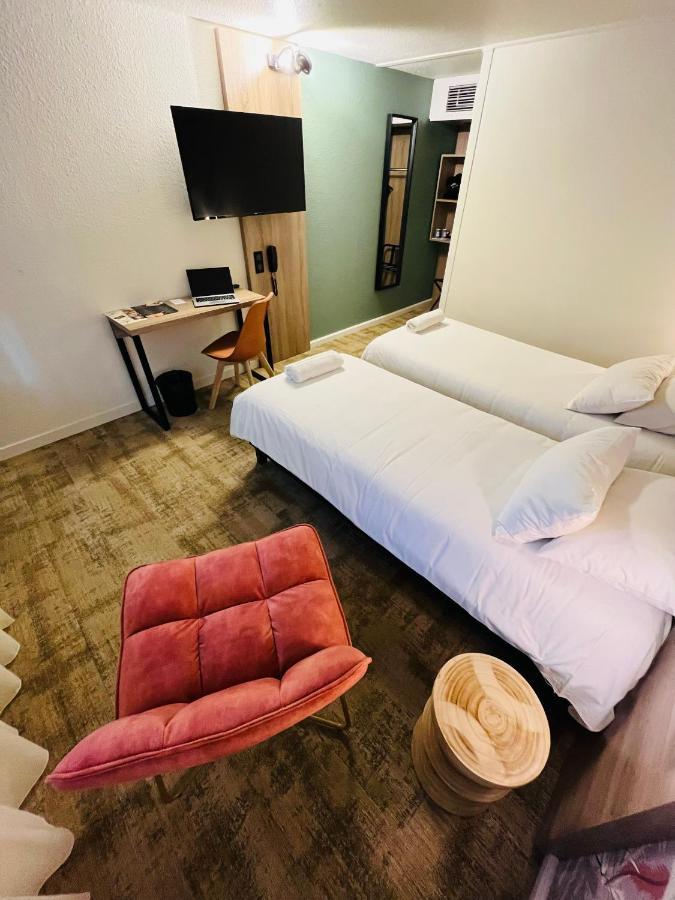 Hotel Campanile Marseille Vitrolles Aéroport Esterno foto