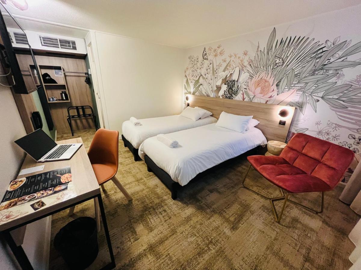 Hotel Campanile Marseille Vitrolles Aéroport Esterno foto
