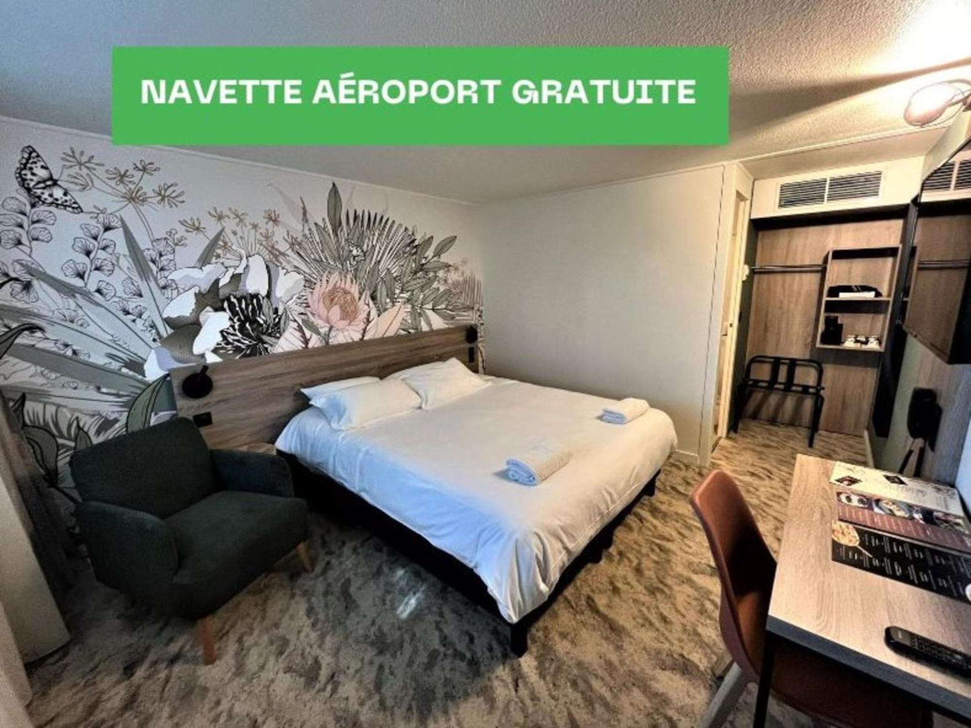 Hotel Campanile Marseille Vitrolles Aéroport Esterno foto