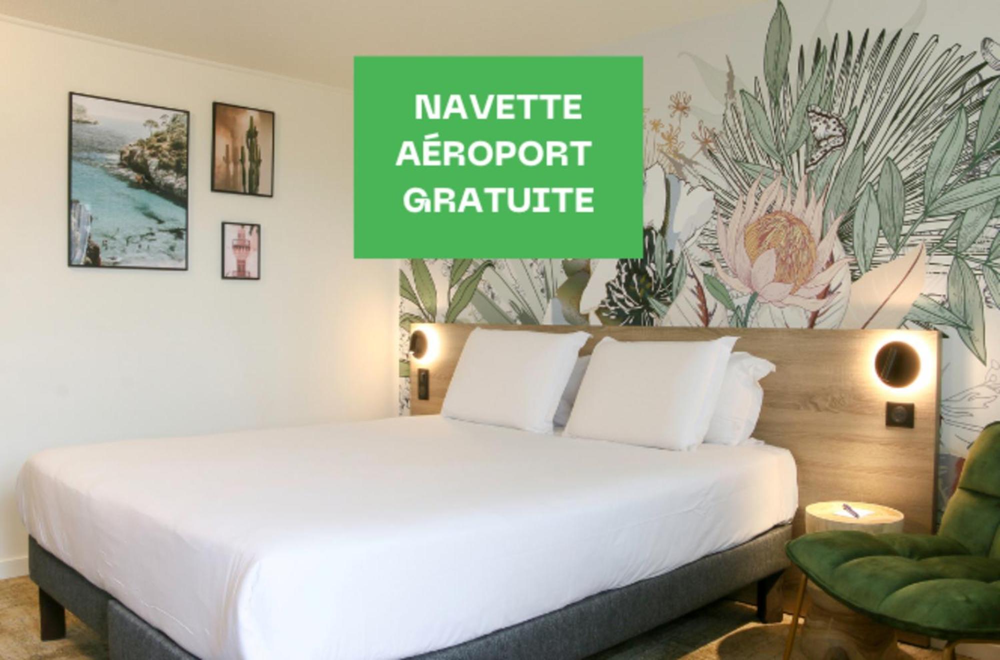 Hotel Campanile Marseille Vitrolles Aéroport Esterno foto