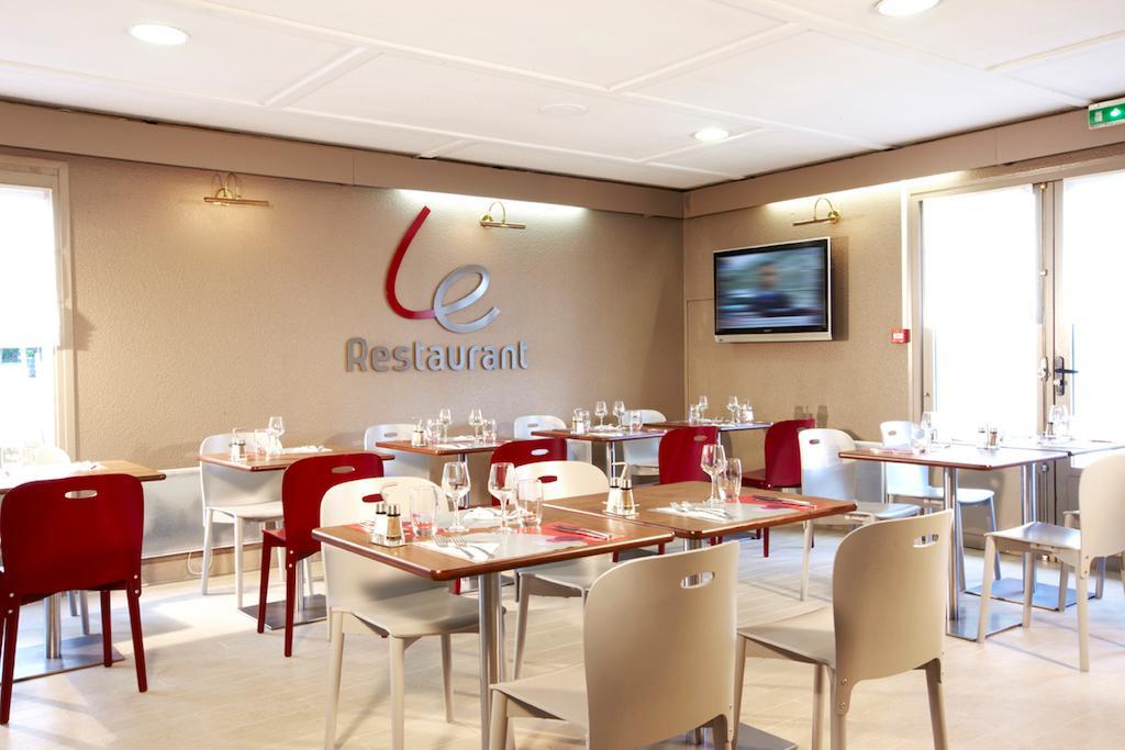 Hotel Campanile Marseille Vitrolles Aéroport Esterno foto